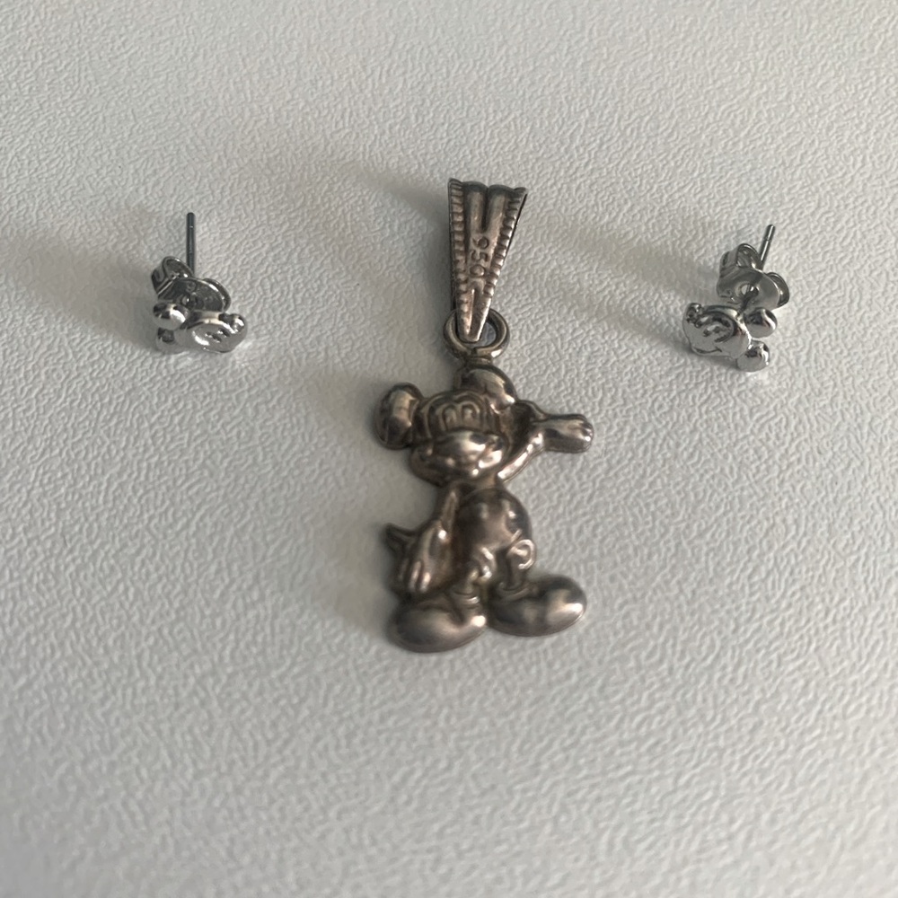 3/$25✨ 950 Silver Mickey Mouse Pendant and 925 earrings